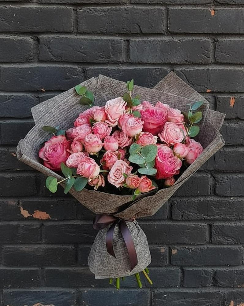 Букет цветов из: Розы в Визинге