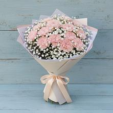 Букет цветов из:  Гвоздики в Визинге