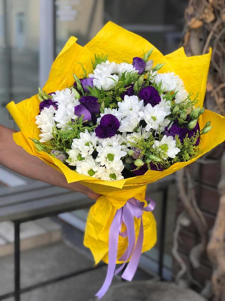 Букет цветов из: Ирисы, Хризантемы и Ромашки в Визинге