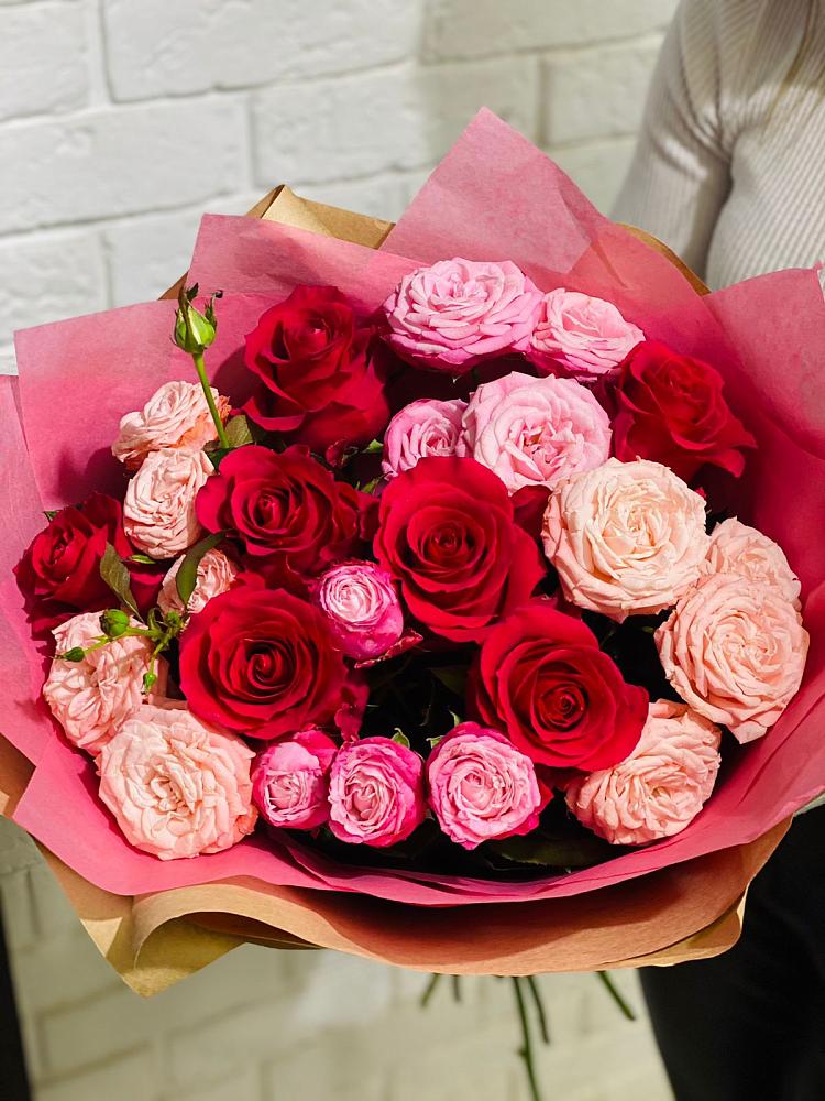 Букет цветов из: Розы в Визинге