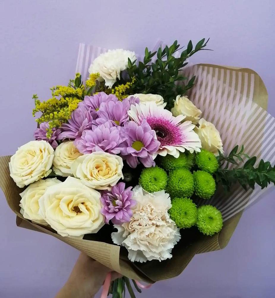 Букет цветов из: Хризантемы, Розы, Гвоздики и Герберы в Визинге