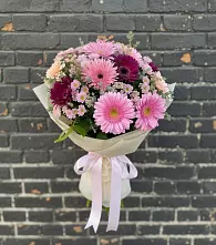 Букет цветов из:  Герберы и Хризантемы в Визинге