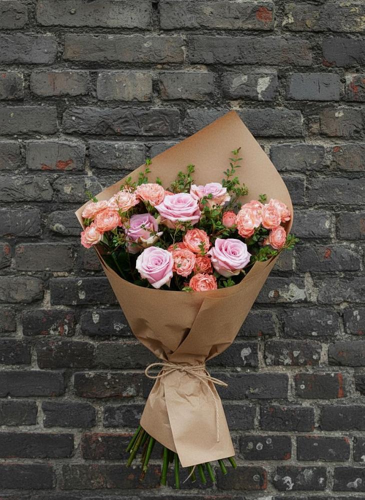 Букет цветов из: Розы в Визинге