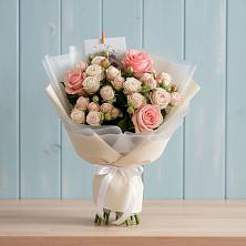 Букет цветов из:  Розы в Визинге
