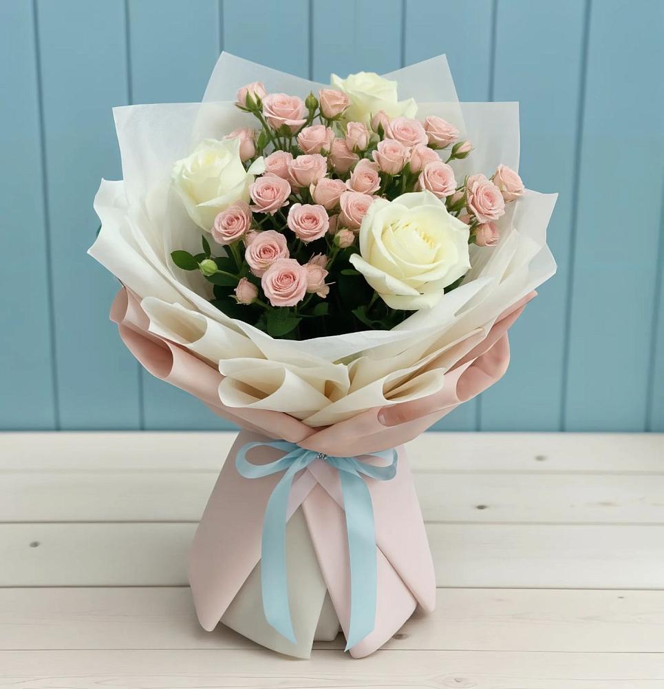 Букет цветов из: Розы в Визинге