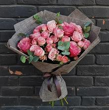 Букет цветов из:  Розы в Визинге