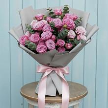 Букет цветов из:  Розы в Визинге